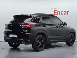 2022 Chevrolet TrailBlazer III, чёрный, 1600000 рублей, вид 4