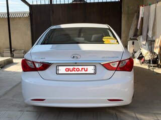 2010 Hyundai Sonata VI (YF), белый, 890000 рублей, вид 3