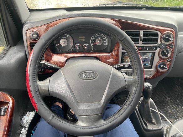 2007 Kia Bongo, белый, 550000 рублей - вид 7