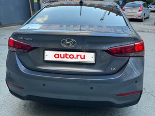 2017 Hyundai Solaris II, серый, 770000 рублей, вид 5