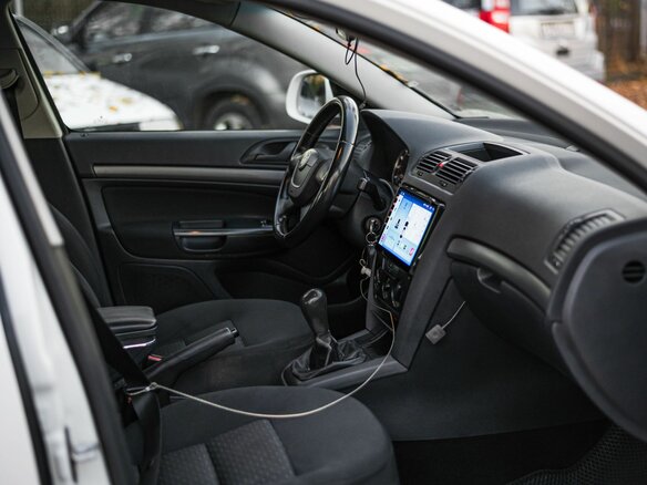 2011 Skoda Octavia II (A5) Рестайлинг, белый, 530000 рублей - вид 10