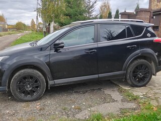 2018 Toyota RAV4 IV (XA40) Рестайлинг, чёрный, 3000000 рублей, вид 2