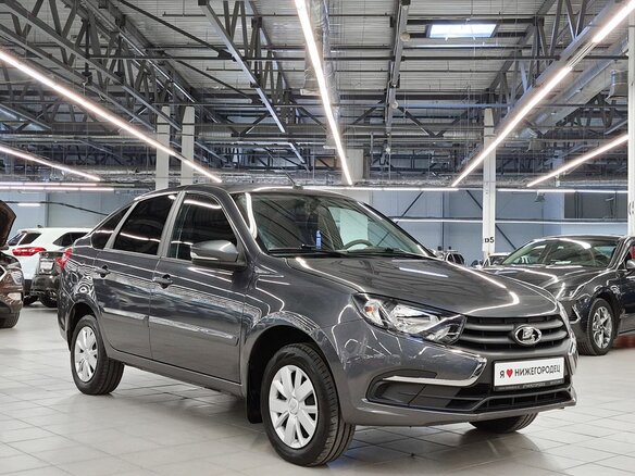 2022 Lada (ВАЗ) Granta I Рестайлинг, серый, 689000 рублей - вид 2