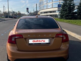 2012 Volvo S60 II, оранжевый, 1200000 рублей, вид 4