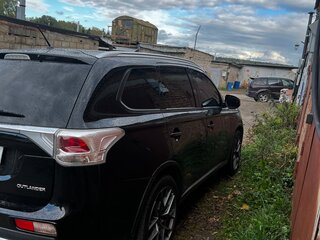 2014 Mitsubishi Outlander III Рестайлинг, чёрный, 1430000 рублей, вид 3