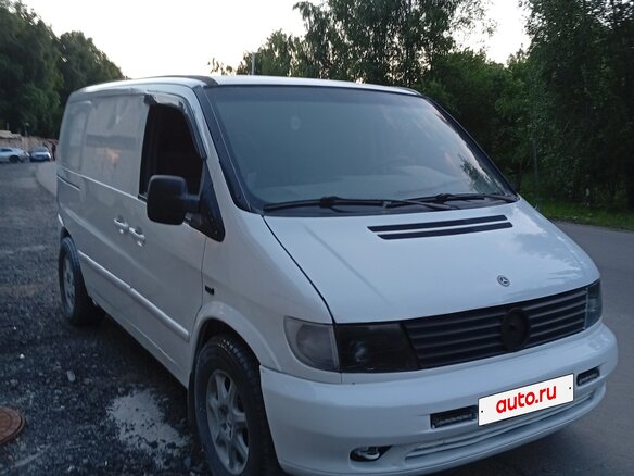 1998 Mercedes-Benz Vito 108 CDI I (W638), белый, 400000 рублей - вид 2