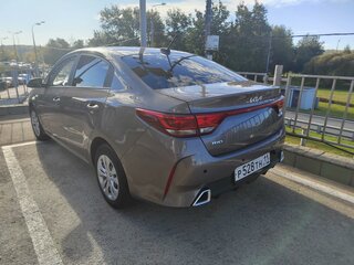 2022 Kia Rio IV Рестайлинг, серый, 1649000 рублей, вид 2
