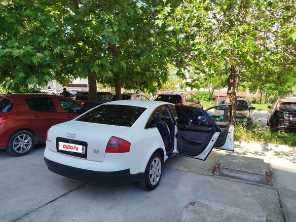 1997 Audi A6 II (C5), белый, 330000 рублей - вид 2