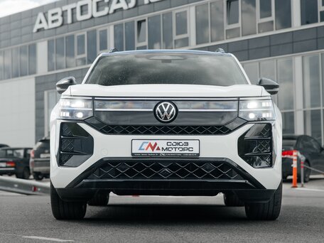 Volkswagen Teramont II (China Market)