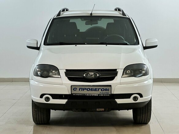 2020 Lada (ВАЗ) Niva, белый, 905000 рублей - вид 1