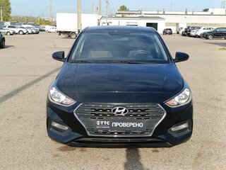 2018 Hyundai Solaris II, чёрный, 1149000 рублей, вид 2