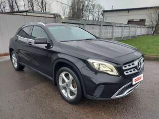 2017 Mercedes-Benz GLA 200 I (X156) Рестайлинг, чёрный, 1570000 рублей, вид 1