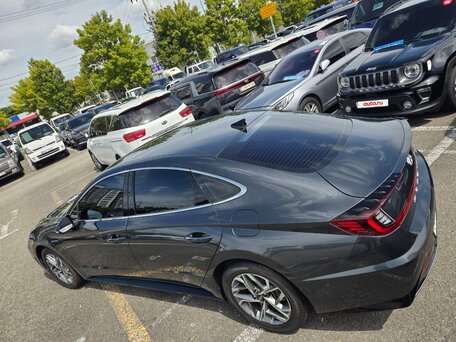 2022 Hyundai Sonata VIII (DN8), серый, 2100000 рублей, вид 5