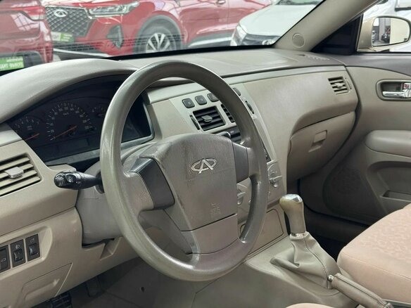 2010 Vortex Estina I, бежевый, 399000 рублей - вид 11