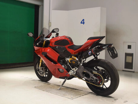 2025 Ducati Panigale V2, красный, 1725000 рублей, вид 2