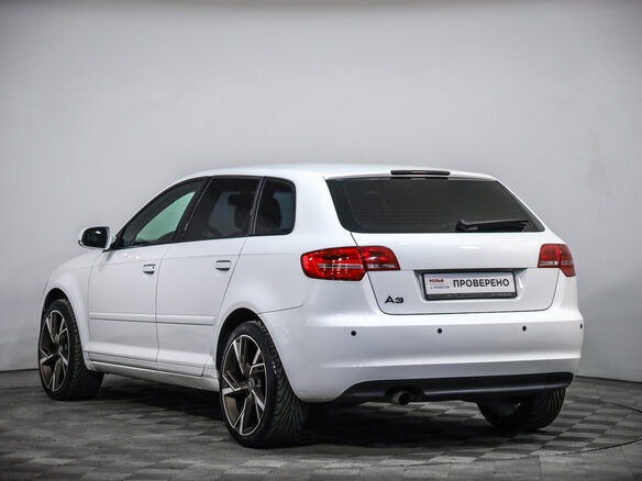 2010 Audi A3 II (8P) Рестайлинг 2, белый, 839000 рублей - вид 6