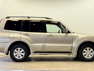2006 Mitsubishi Pajero III Рестайлинг, бежевый, 900000 рублей, вид 5