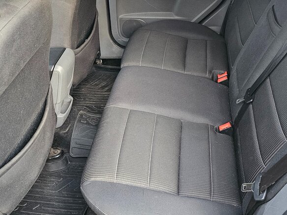 2009 Ford Focus II Рестайлинг, чёрный, 500000 рублей - вид 8