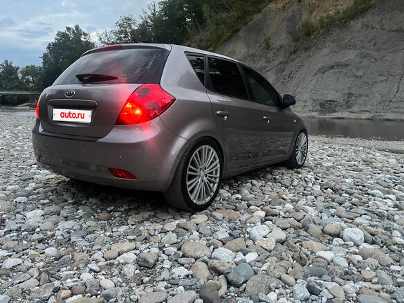 2008 Kia Ceed I, бежевый, 699999 рублей - вид 3