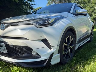 2017 Toyota C-HR I, белый, 1605000 рублей, вид 3