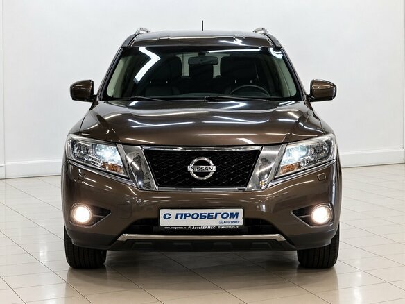 2015 Nissan Pathfinder IV, коричневый, 1990000 рублей - вид 1