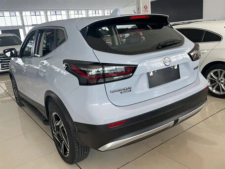 2024 Nissan Qashqai II Рестайлинг 2, серый, 2100000 рублей, вид 5