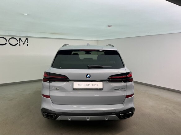 2026 BMW X5 40d IV (G05/G18) Рестайлинг, серый, 17850000 рублей - вид 5