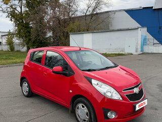 2013 Chevrolet Spark III, красный, 660000 рублей, вид 1