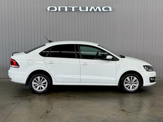 2017 Volkswagen Polo V Рестайлинг, белый, 1237000 рублей, вид 4