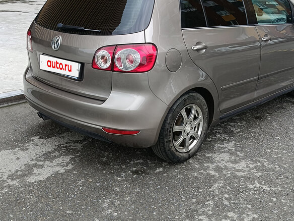 2011 Volkswagen Golf Plus II, серый, 600000 рублей - вид 8