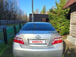 2010 Toyota Camry VI (XV40) Рестайлинг, серебристый, 930000 рублей, вид 4