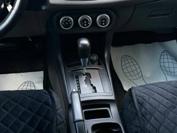 2011 Mitsubishi Lancer X Рестайлинг, зелёный, 644000 рублей - вид 19