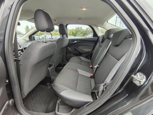 2014 Ford Focus III, чёрный, 980000 рублей - вид 6
