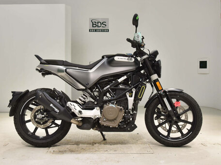 2021 Husqvarna Svartpilen 250, чёрный, 430000 рублей, вид 1