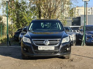 2010 Volkswagen Tiguan I, чёрный, 679000 рублей, вид 2