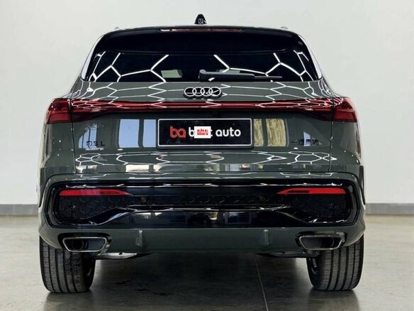 2026 Audi Q5 L III (GU), зелёный, 6100000 рублей - вид 5