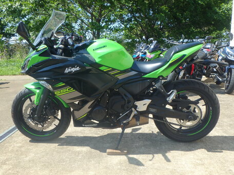 2017 Kawasaki Ninja 650, чёрный, 720000 рублей, вид 5