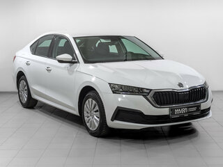 2021 Skoda Octavia IV (A8), белый, 2035000 рублей, вид 3