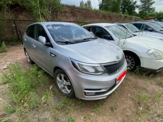 2016 Kia Rio III Рестайлинг, серебристый, 443000 рублей, вид 2