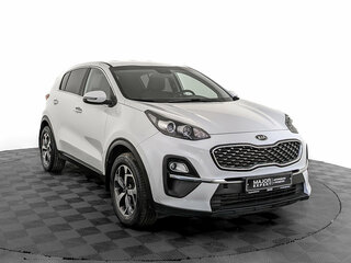 2020 Kia Sportage IV Рестайлинг, белый, 2220000 рублей, вид 3