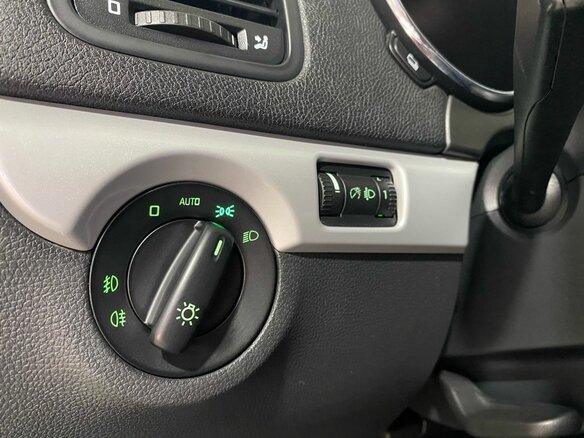 2012 Skoda Yeti I, белый - вид 16