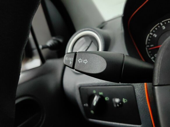 2007 Ford Fiesta Mk5, красный, 261000 рублей - вид 18