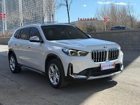 2023 BMW X1 Long 20Li sDrive III (U11/U12), белый, 2750000 рублей, вид 3