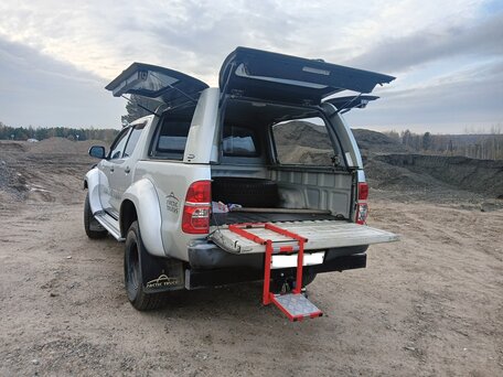 2014 Toyota Hilux Arctic Trucks AT38 VII Рестайлинг, серый, 3200000 рублей, вид 5