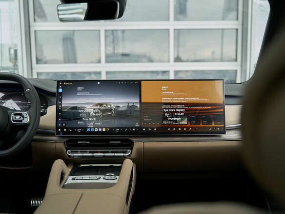 2026 Zeekr 8X 70 kWh, чёрный, 11999900 рублей - вид 17
