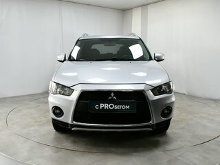 2010 Mitsubishi Outlander II Рестайлинг, серебристый, 1180000 рублей, вид 2