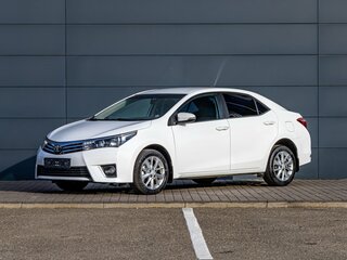 2013 Toyota Corolla XI (E160, E170, E180), белый, 1556000 рублей, вид 1
