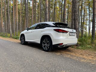 2022 Lexus RX 300 IV Рестайлинг, белый, 8900000 рублей, вид 5