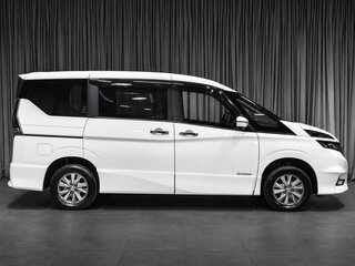 2018 Nissan Serena V (C27), белый, 2539000 рублей, вид 5