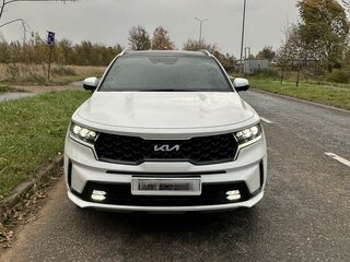2022 Kia Sorento IV, белый, 4550000 рублей, вид 2
